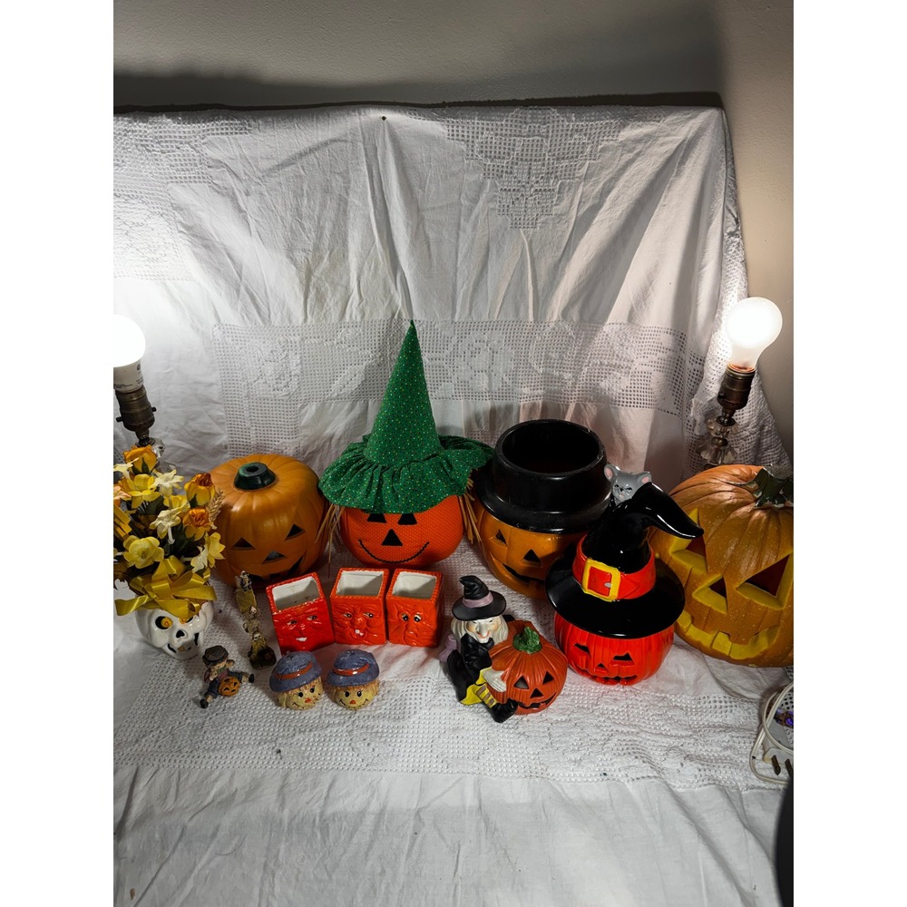 Vintage Halloween Decor Bundle Jack-O-Lantern Blow Mold Ceramic Witch Scarecrow - Picture 7 of 7
